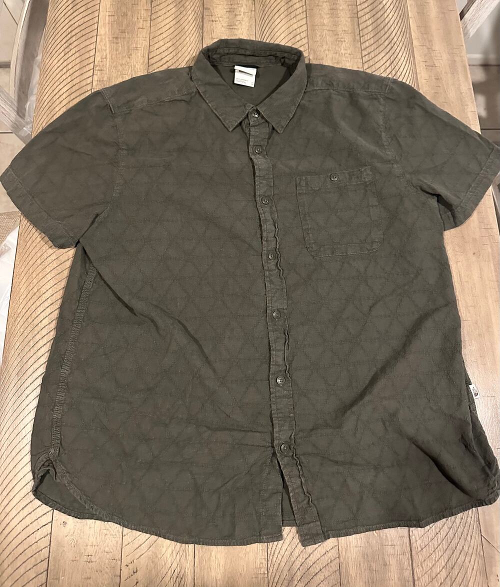 The North Face Men's Green Short Sleeve Button-Down Shirt Size XL Cotton Hemp